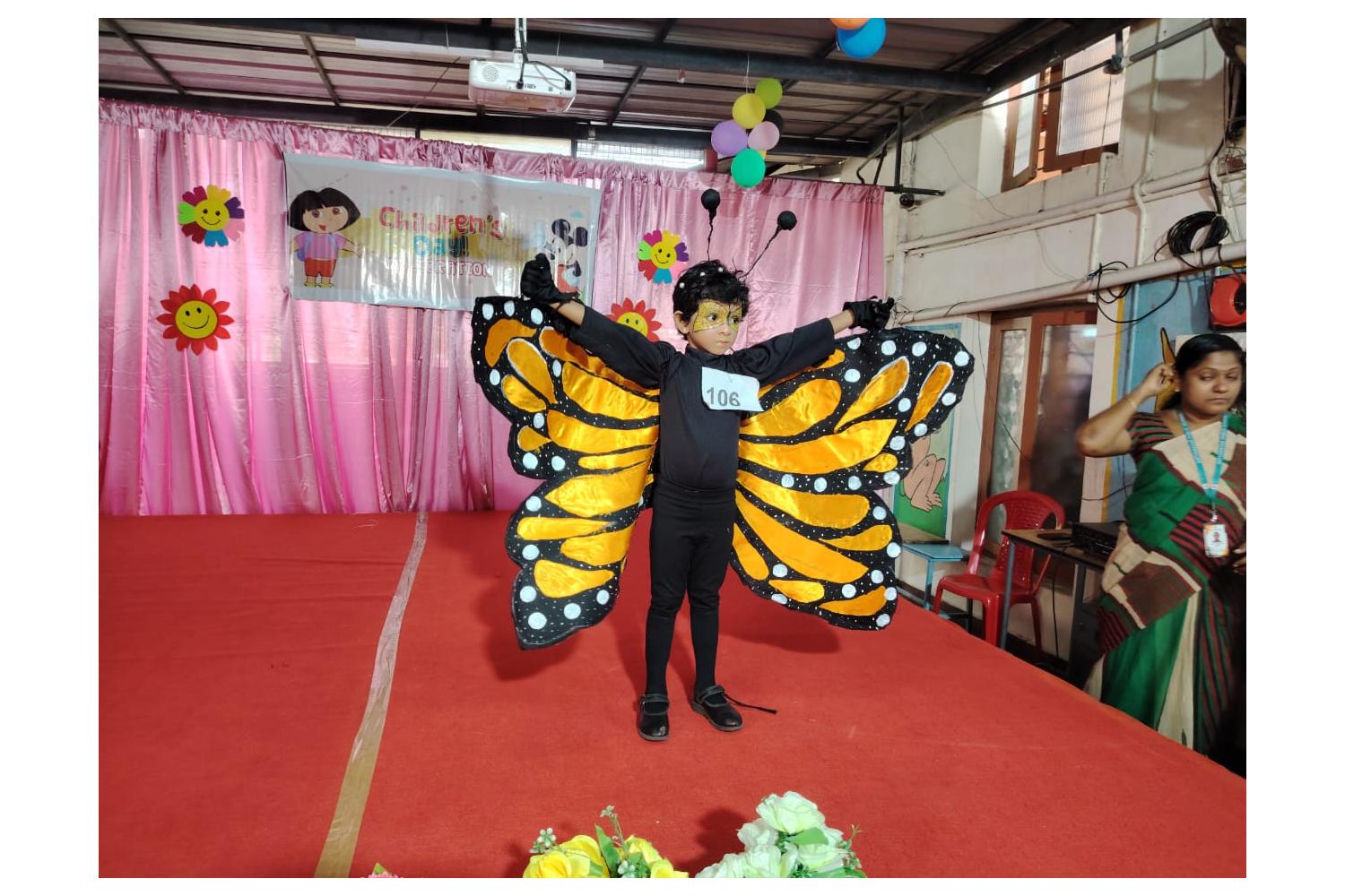 Smiles and steps of our KG stars.